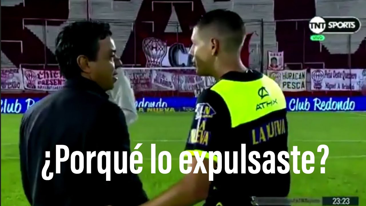 El &Aacute;rbitro Delfino le explica a Gallardo porqu&eacute; expuls&oacute; a Paulo Diaz