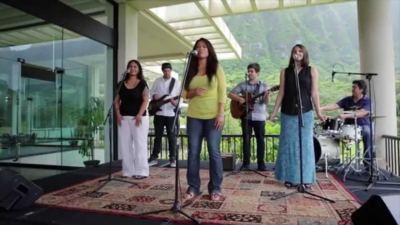 Mo Scanlan - Tribute To You (HiSessions.com Acoustic Live!)