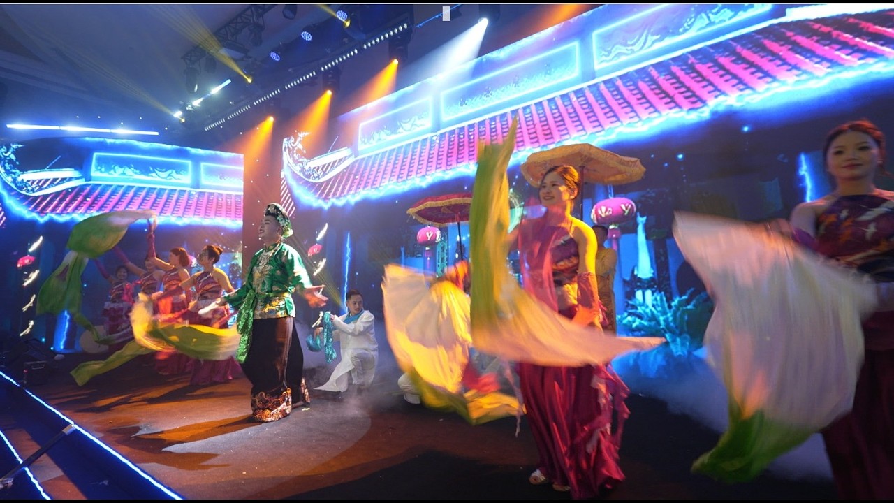 VHS group- Year End Party. Khi Sale BĐS tự biên tự diễn văn nghệ.