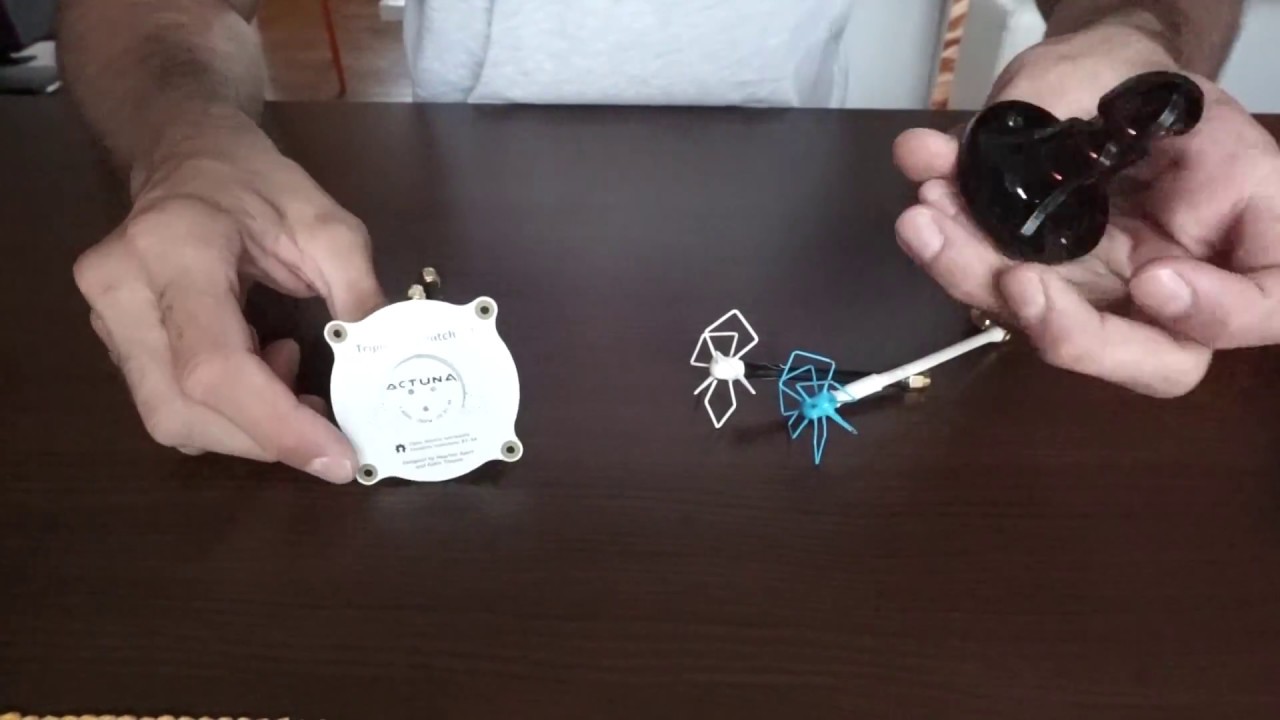 Antenna test. Ort 3 turn helical vs Actuna triple feed patch