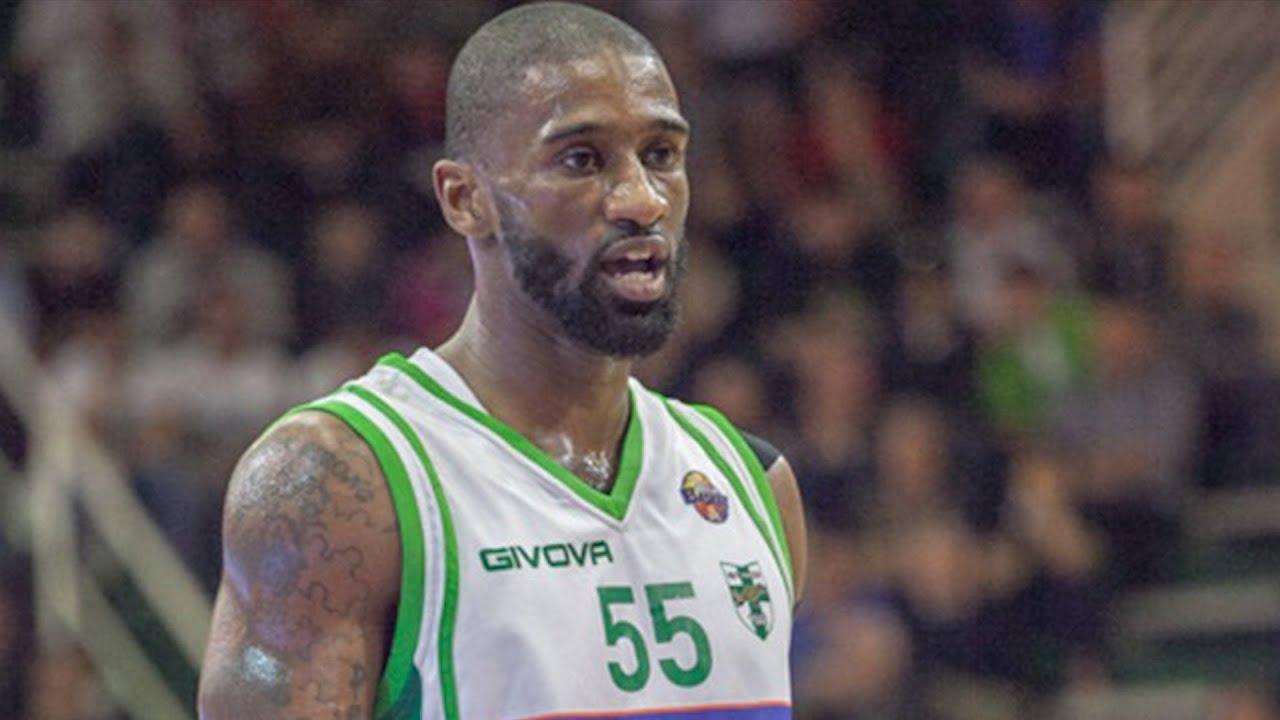 Taquan Dean, un ricordo delle sue gesta alla Scandone Avellino