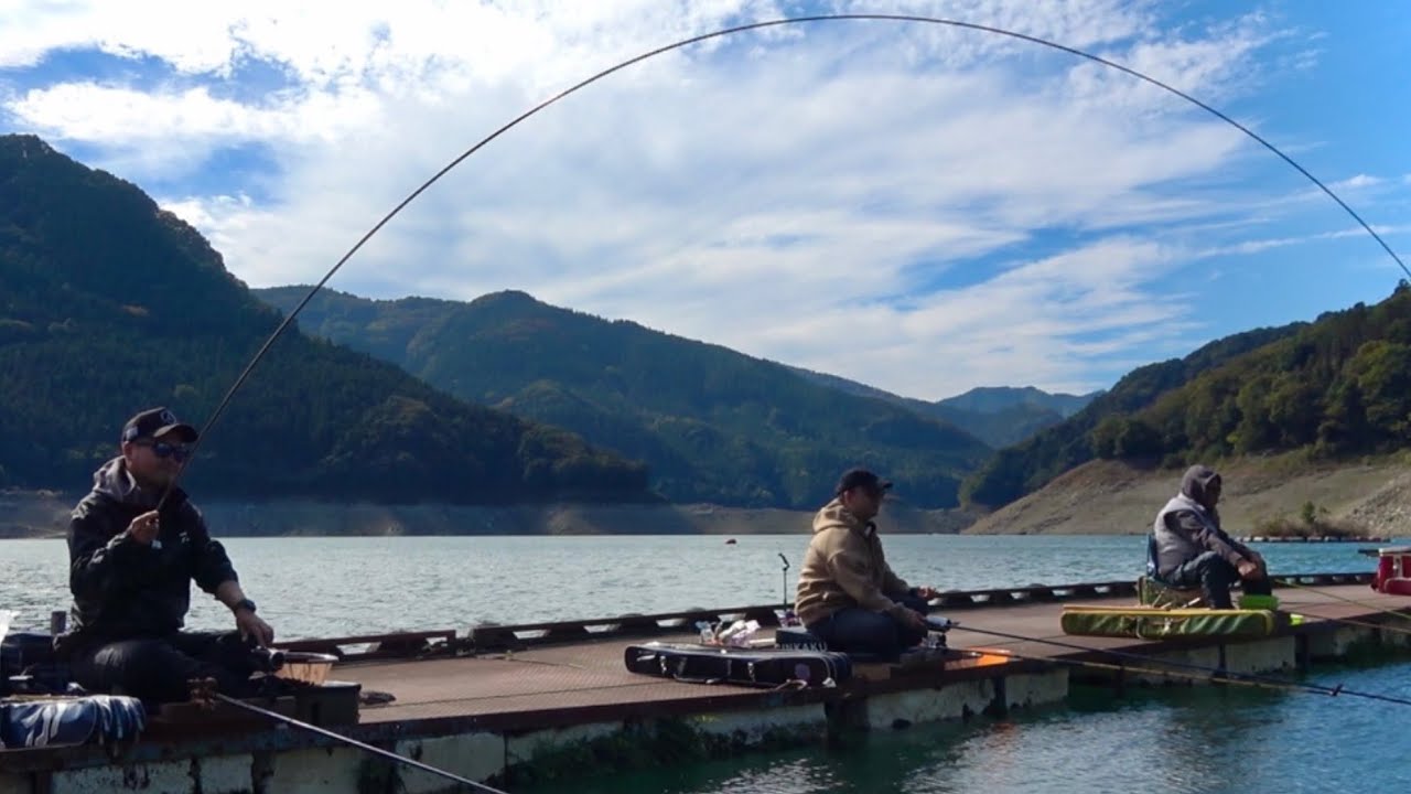 釣れるエサの秘訣。山奥のダム湖で長竿チョウチンでへらぶな釣り【神流湖 下久保ダム】