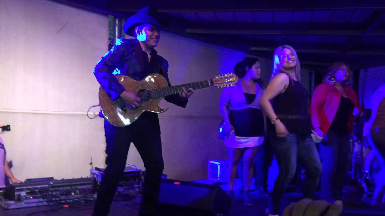 Los Herederos de Nuevo León at Lone Star Park, Grand Prairie Tx 2015- Cabellos Largos.