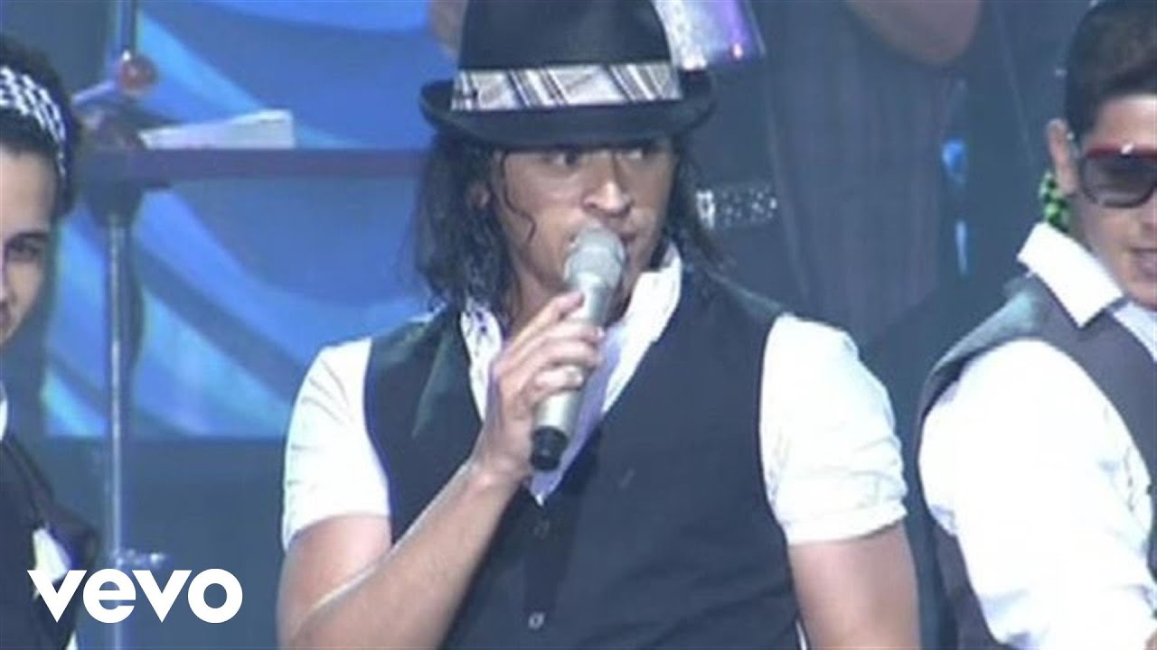 Elvis Crespo - La Foto Se Me Borro (Live) ft. Zone D'Tambora