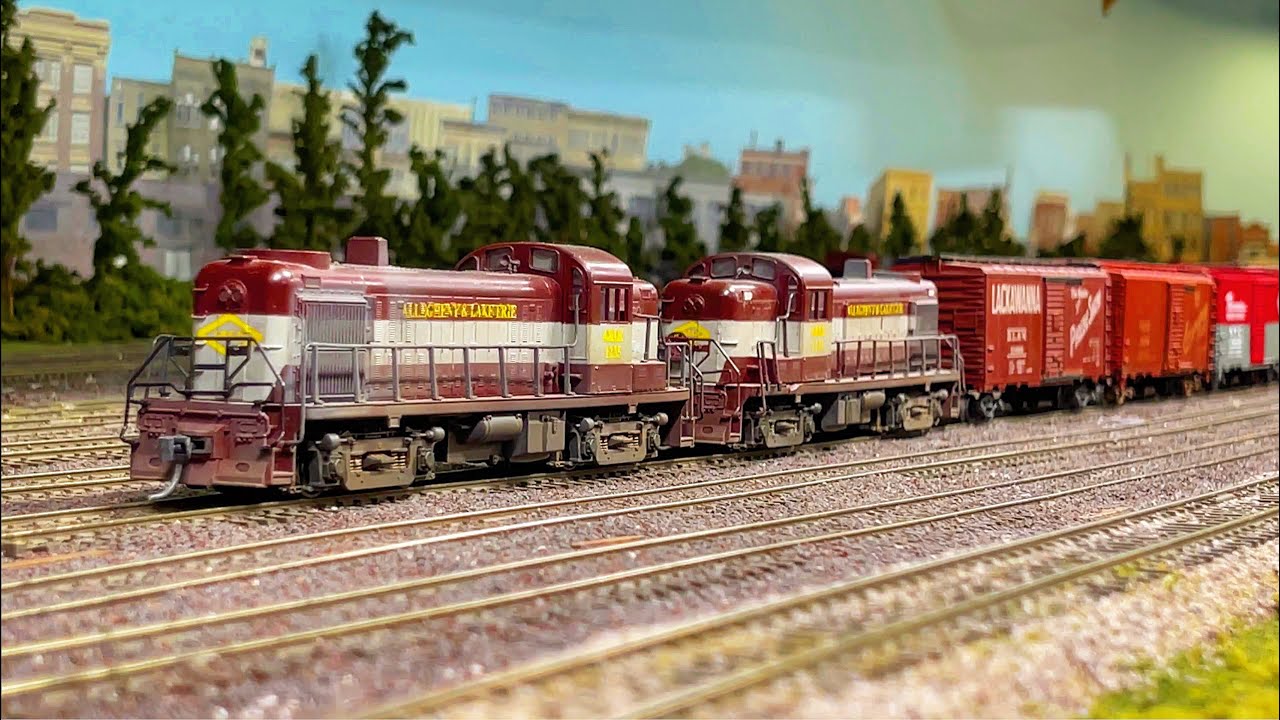 The Citrus Model Railroad Club Beautiful Private HO Scale Model Train Layout