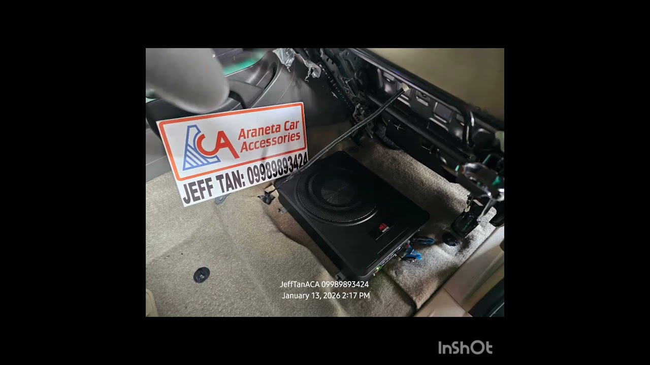 Toyota Fortuner / Pioneer headunit & speakers / Kinetic underseat sub / ACA