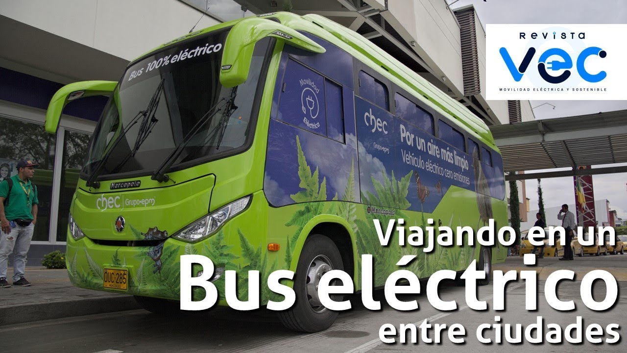 Viajando entre ciudades en un bus eléctrico