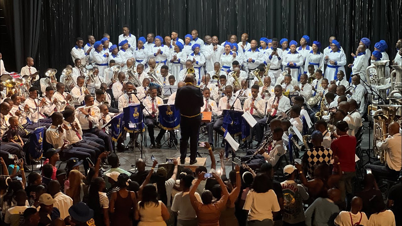🎧Sedibeng Marines ft. The Holy Saints - Morenaka Lentswe La Hao @Mamazane  Concert 2nd Edition 