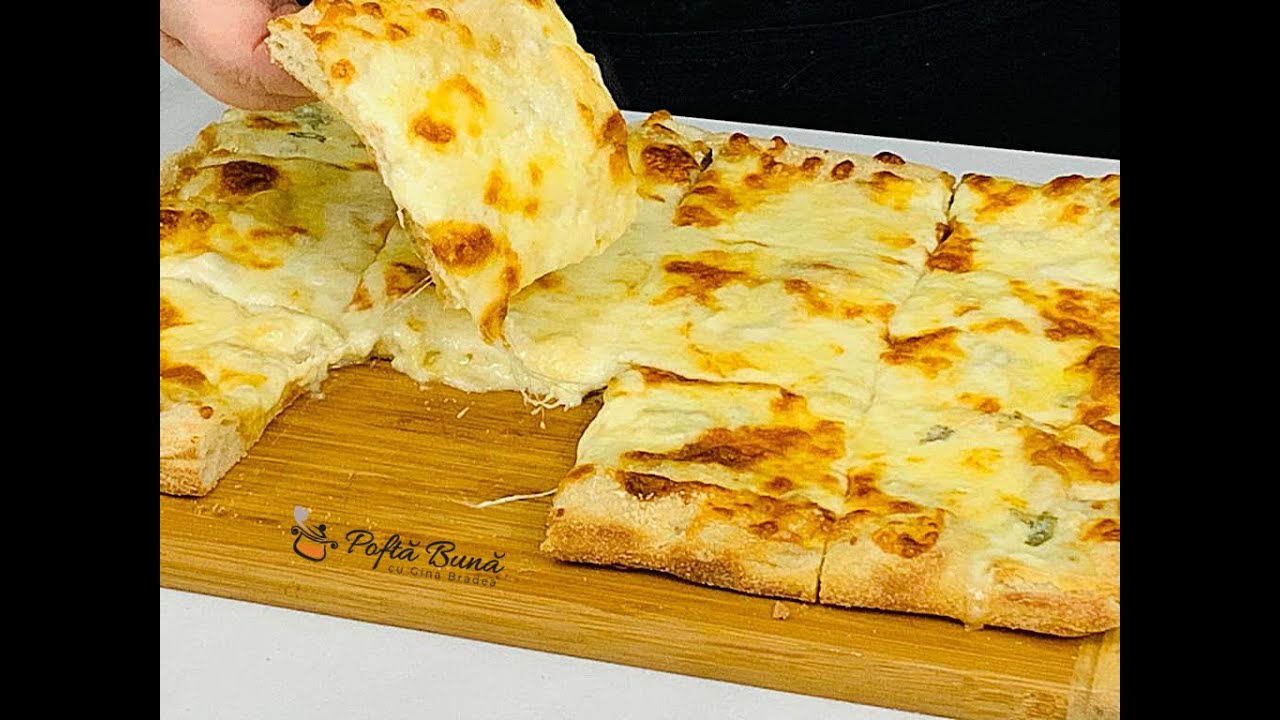 Pizza quattro formaggi - pizza cu 4 feluri de branza, reteta italiana facuta acasa in 10 minute