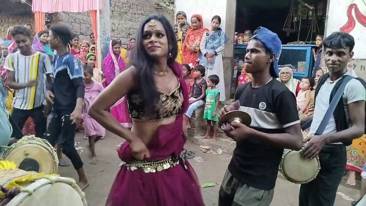 মিস সোনালী বৌদির নাচ | খালা দে রে গীদ | Td Tarak Das 