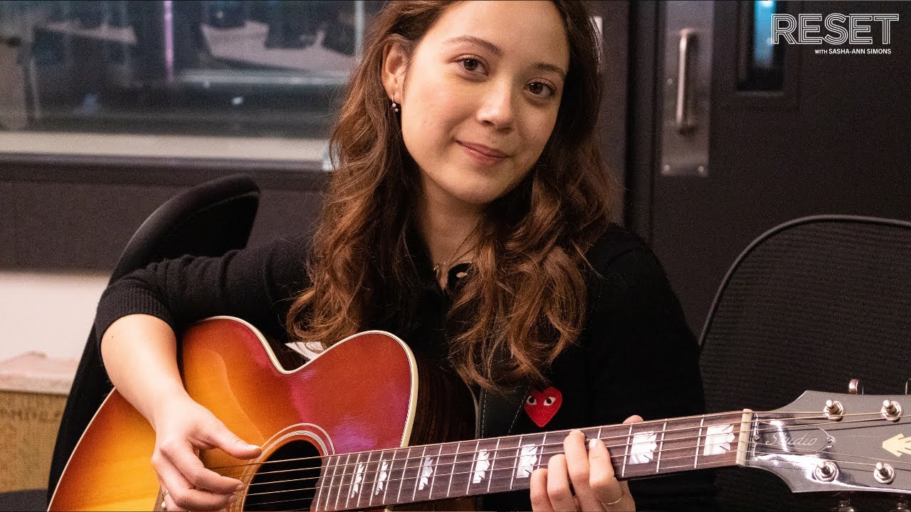 Laufey - Bored (Live at the WBEZ studios) | Reset with Sasha-Ann Simons