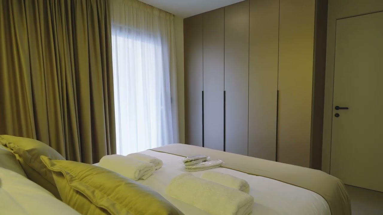 Domain Athens Lumi 101