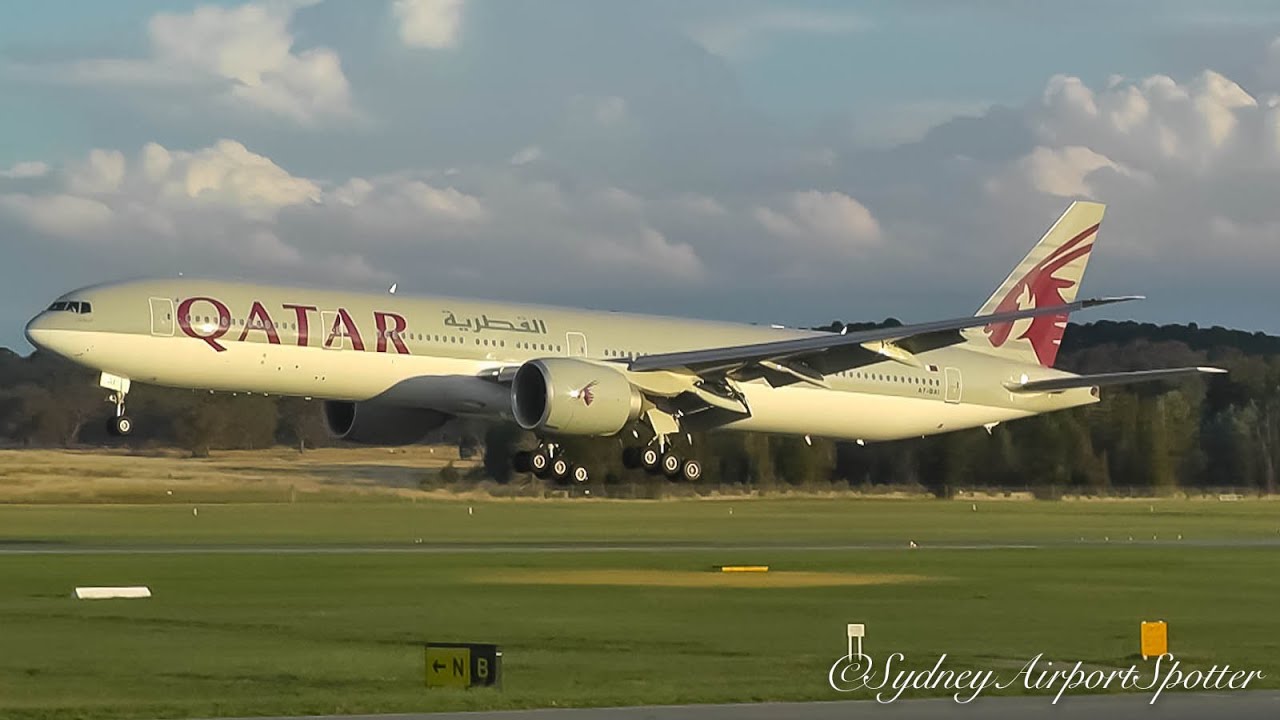 Qatar Airways Boeing 777-300ER - Golden Hour Landing at Canberra Airport