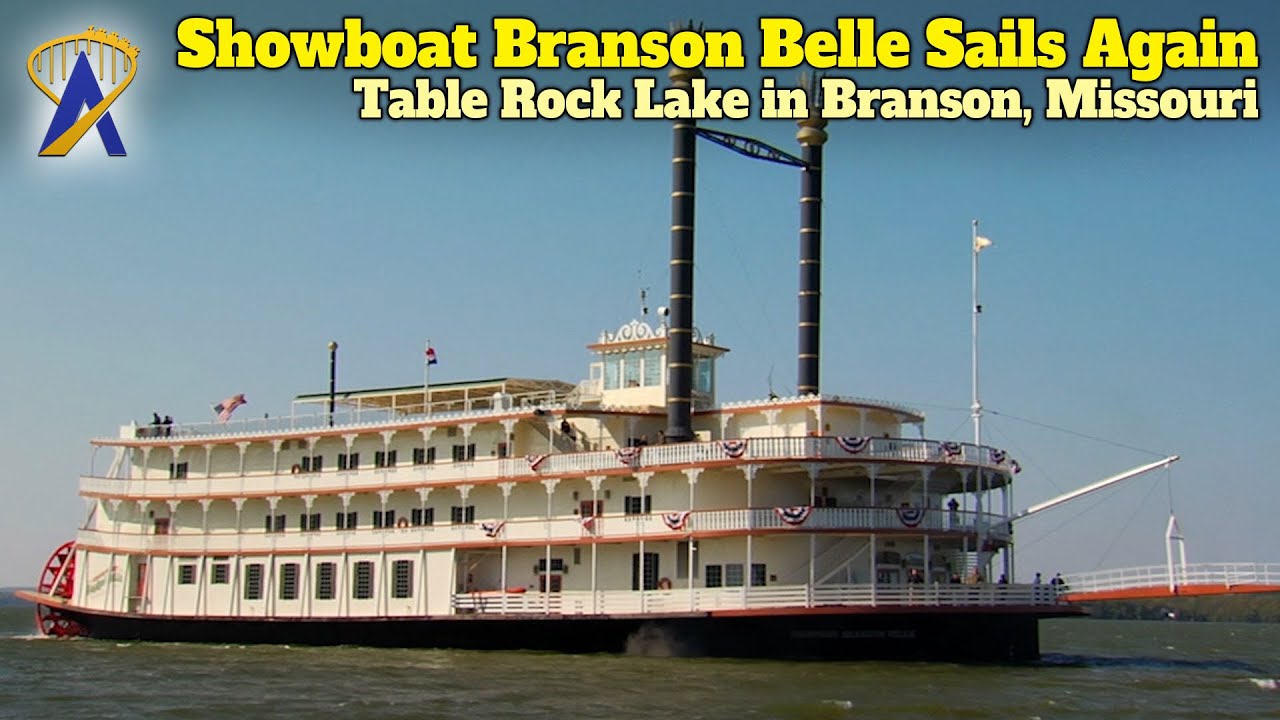 Statek wycieczkowy Branson Belle ponownie wypływa na jezioro Table Rock w Branson w stanie Missouri