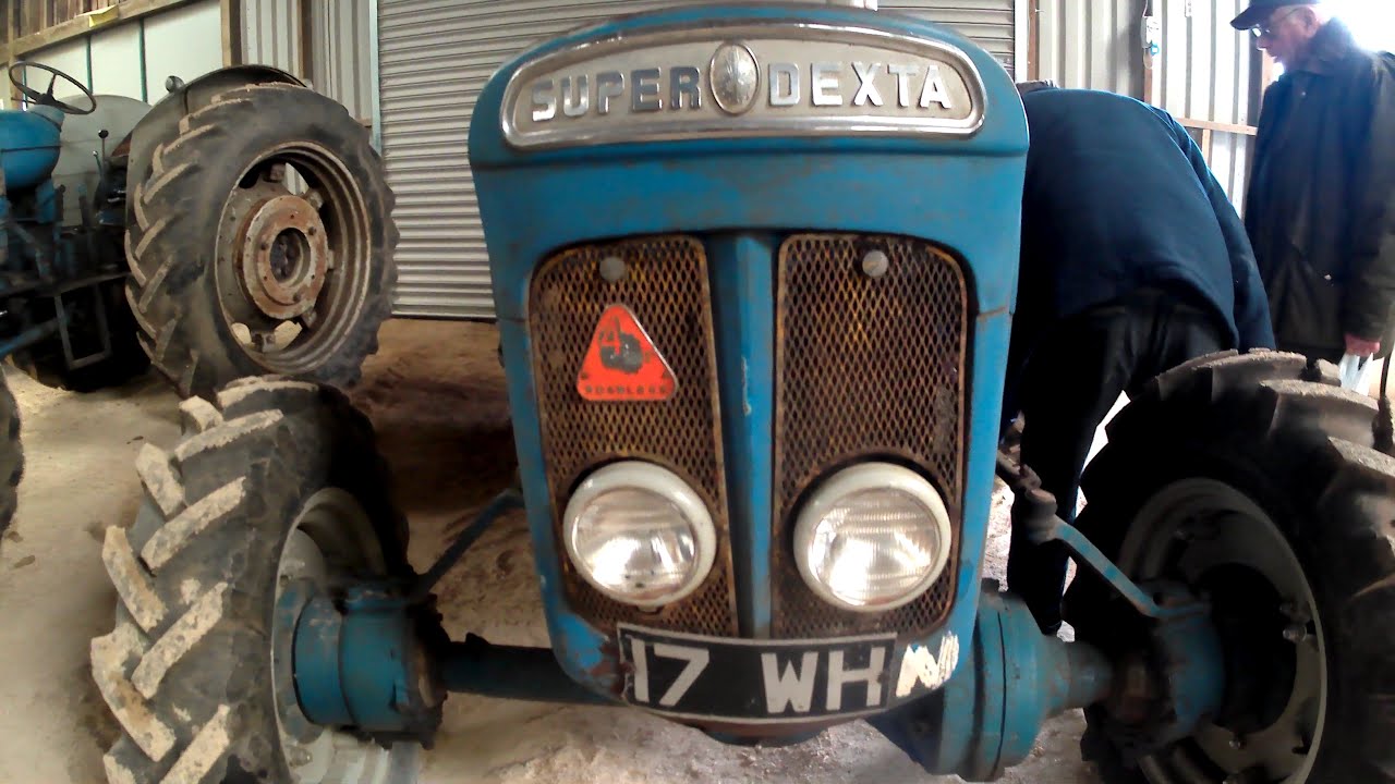 1963 Fordson Roadless Super Dexta 4x4 2.5 Litre 3-Cyl Diesel Tractor (39 HP)
