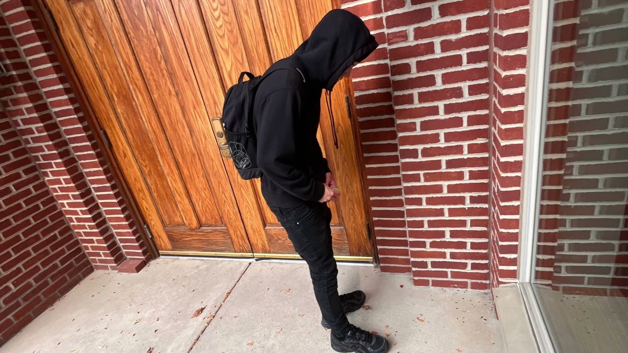 YPCguccii- Guccii & Mouring