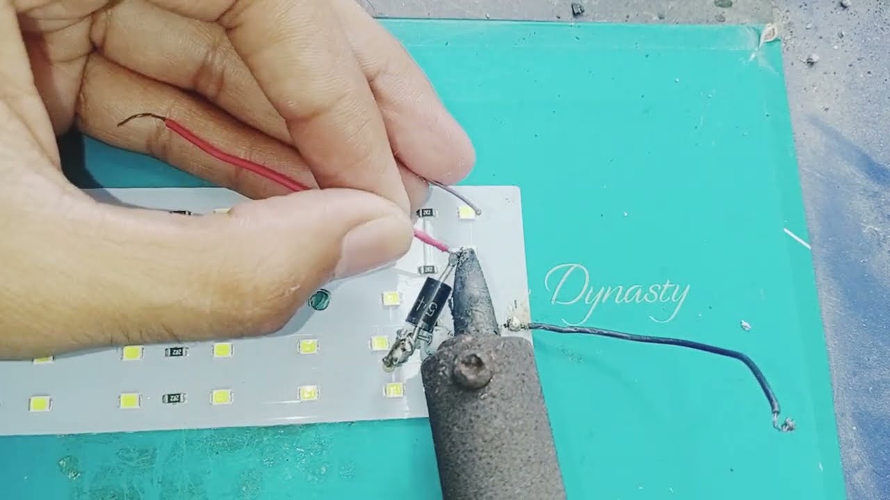 12V LED Light Flickering Problem