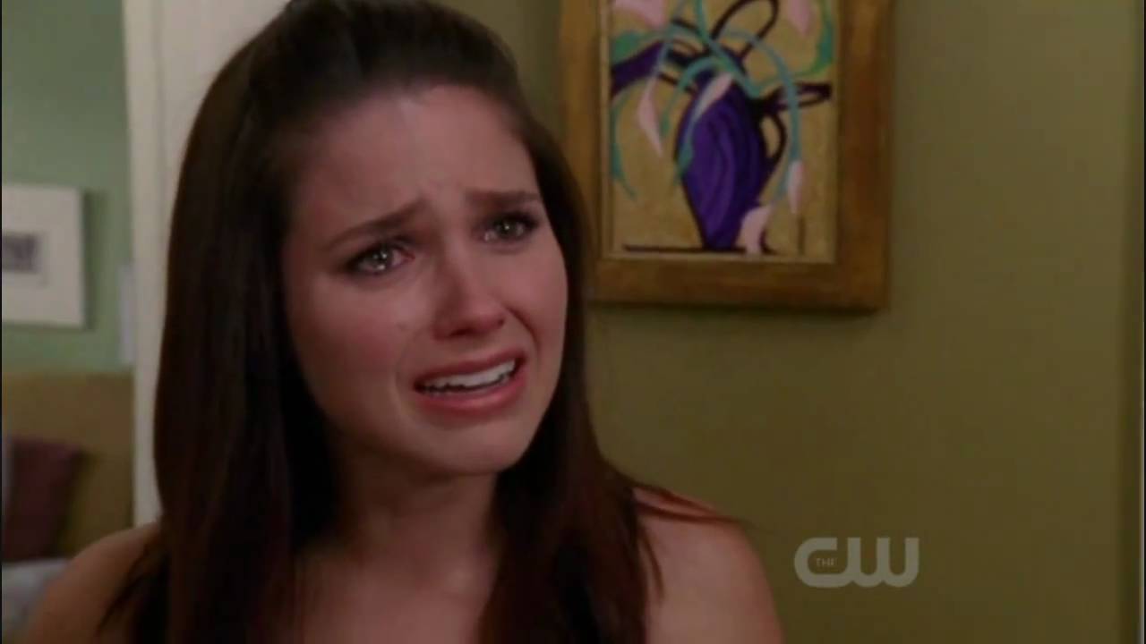 One Tree Hill - 7x11 - Brooke & Julian: 