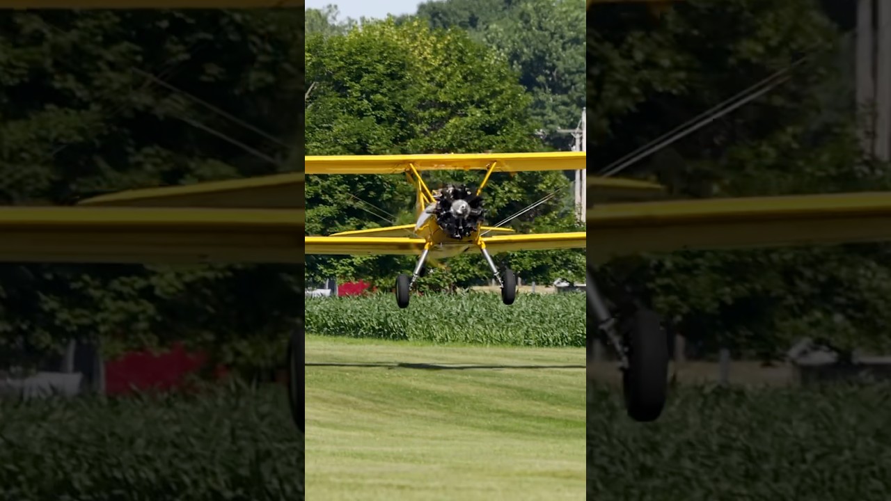 Stearman landing 😍 #airplane #aviation #flight #fyp #runway #landing #vintage #biplane #pilot