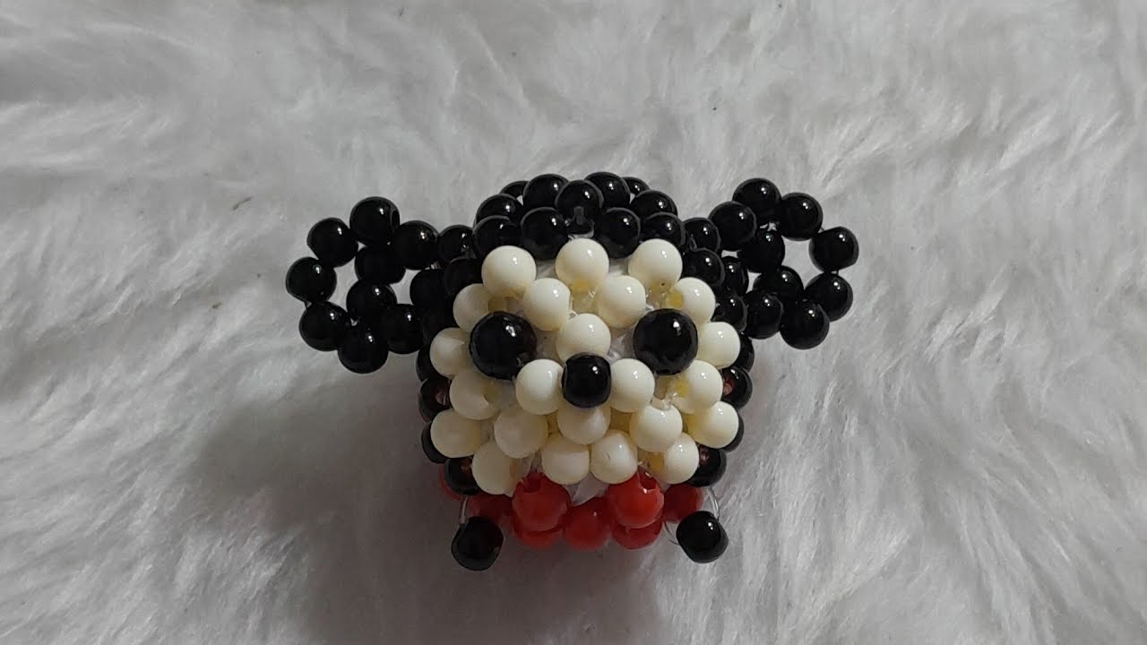 Mickey tsum tsum de miçangas 