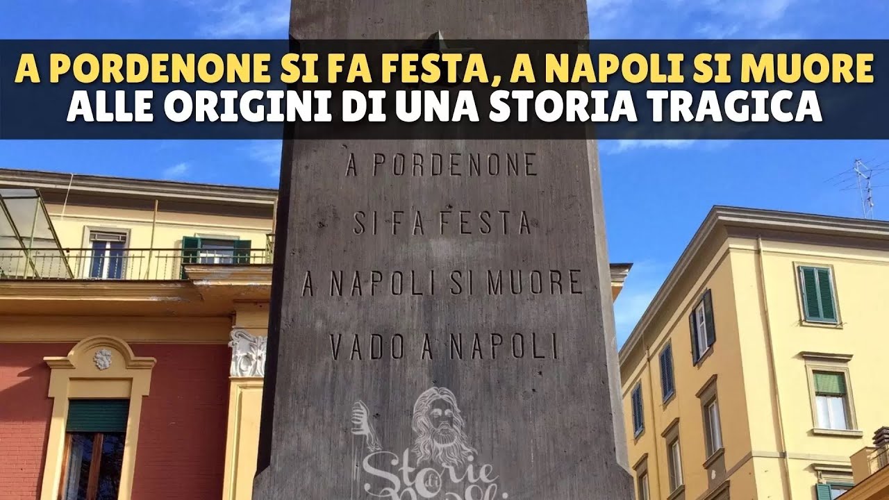 A Pordenone si fa festa, a Napoli si muore. Storia di un monumento falso