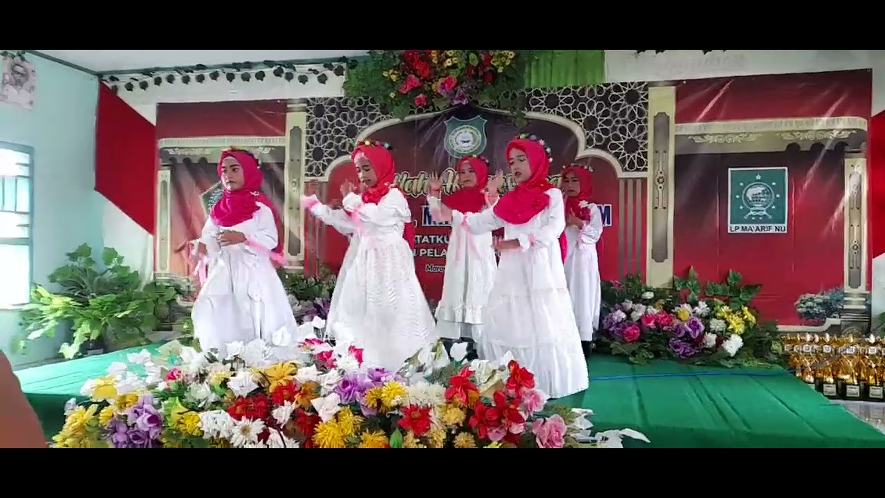 MI Miftahul Ulum -kreasi gerak tari  sholawat Isyfa'lana  oleh anak kelas 1* 19-6-2022*.