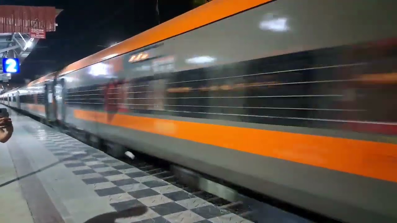 Saharsa LTT Amrit Bharat Express at 130kmph Full Speed : Indian Railways