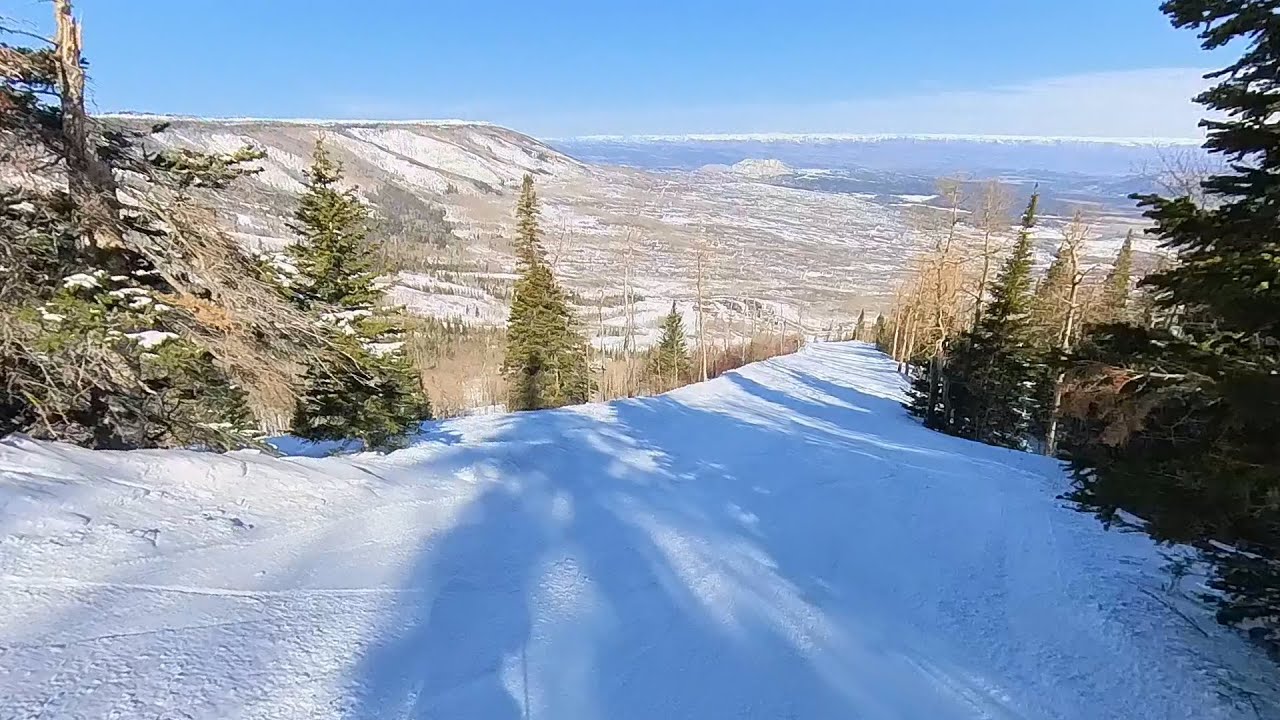 Powderhorn Mountain Resort - Upper Wonderbump Black Run (badly) to Showdown to Peacemaker