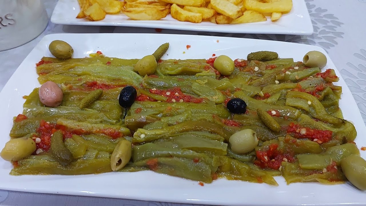 فلفل مقلي بطريقة مختلفة للبحر و الخرجات و ايام الحر... poivrons frites  legers et originales 