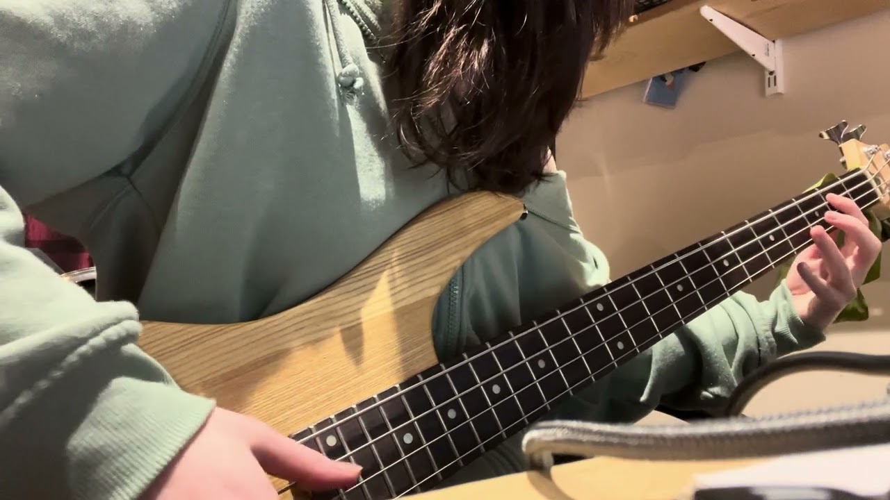 Slap bass technique 