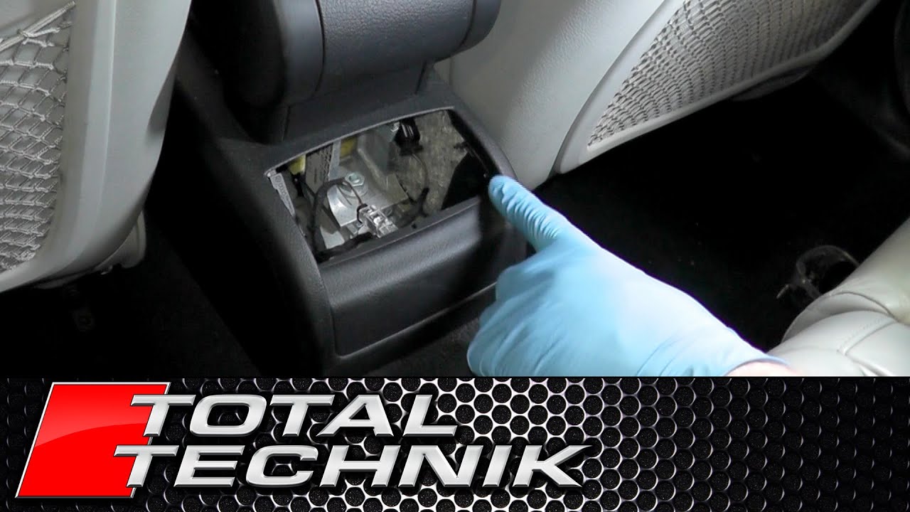 Как снять нижнюю заднюю панель центральной консоли - Audi A4 S4 RS4 - B6 B7 - TOTAL TECHNIK