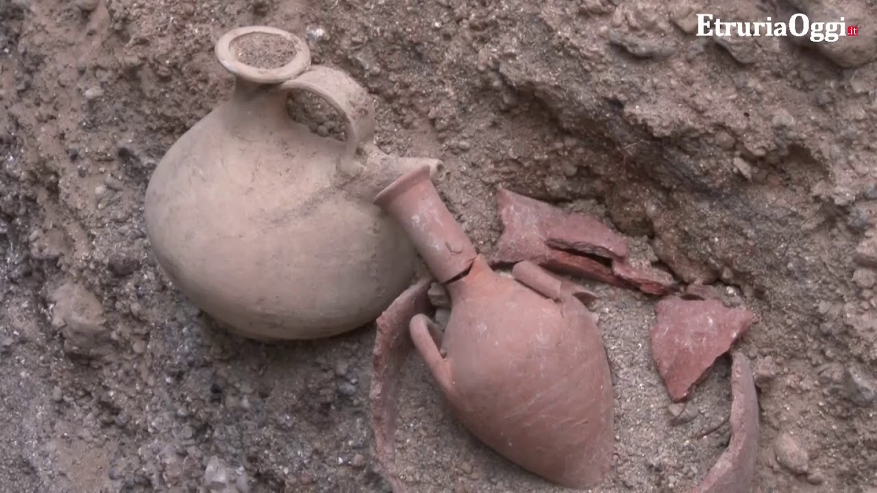 A Vulci ritrovato intatto un tesoretto monetale del III secolo a.C.