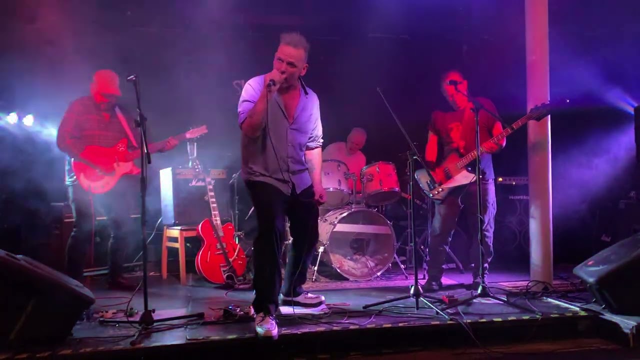 Shake Rag - Hey Big Man - The Spinning Top, Stockport - 28 July 2022