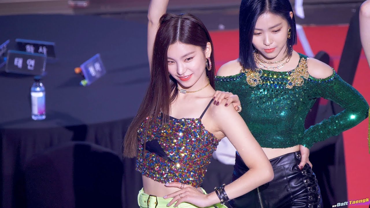 200108 예지 올해의 스타일상 YEJI 있지 ITZY 4K 60P 직캠 @가온차트 뮤직어워드 by DaftTaengk