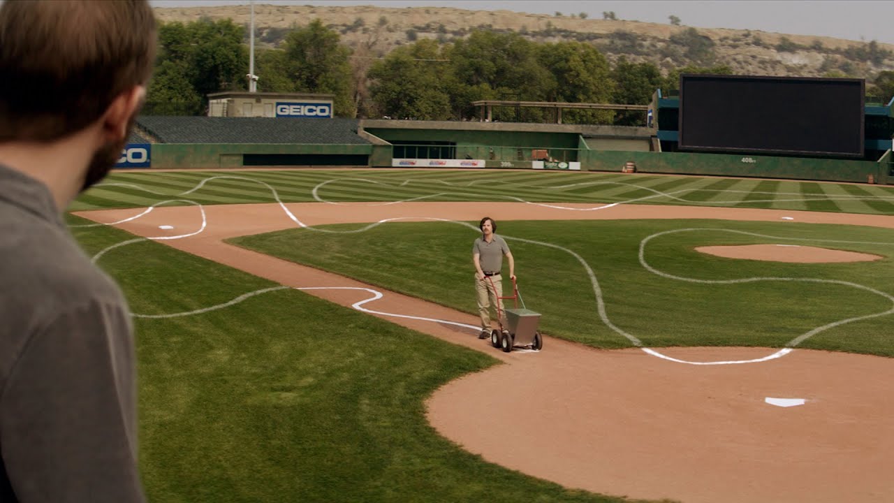 Geico | Lining The Field
