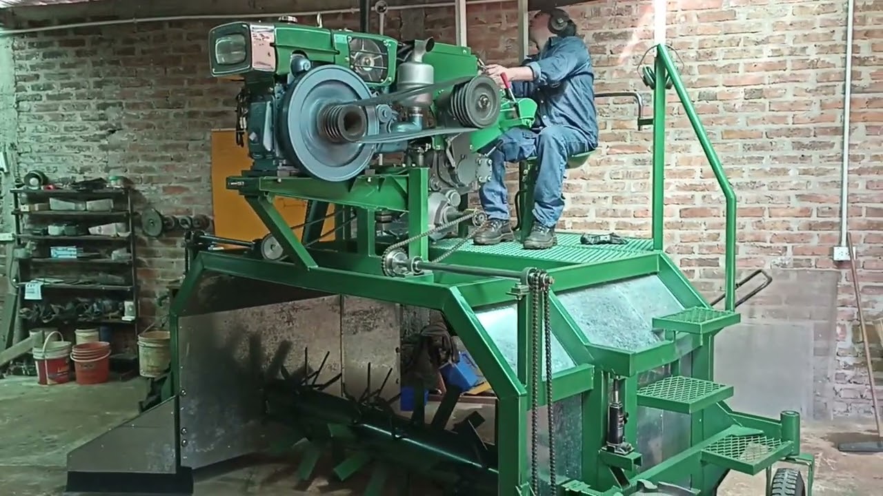 Volteadora autopropulsada Diesel