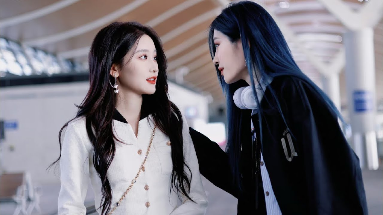 (Clip sân bay) 4781 đi Thái Lan quay MV mùa hè 27.03.2023 |SNH48 王奕 Wang Yi Vương Dịch & Châu Thi Vũ