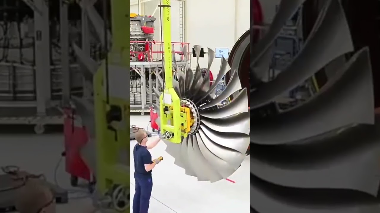 Aircraft Engine Assemble #process #engine #aviation #parts #rollsroyce #propeller #manufacturing