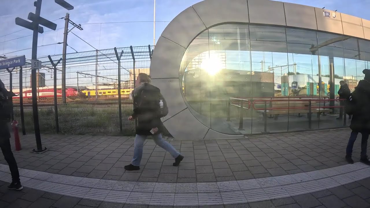 ALMERE 🇳🇱 Dans le train d'Almere à Amsterdam