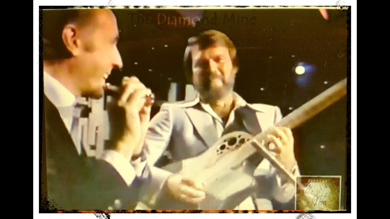 Glen Campbell & Henry Mancini ~ Baby Elephant Walk LIVE 1982 ( Hatari 1962 )