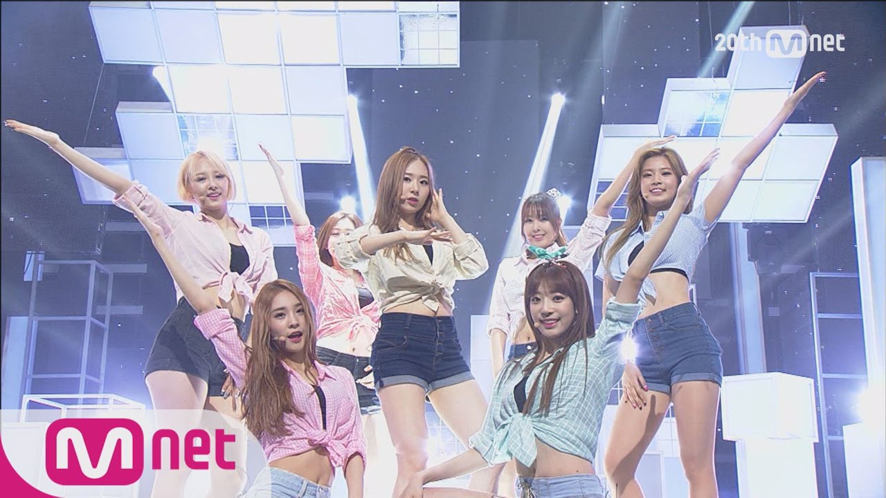 SONAMOO (소나무) - 'Round N Round' M COUNTDOWN 150903 EP.441