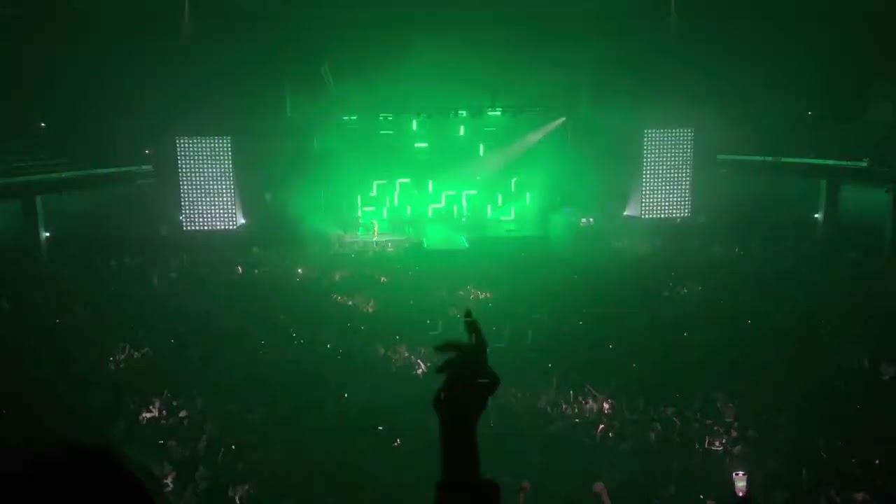 Kasabian - Fire live at Glasgow ovo hydro 05/11/2022