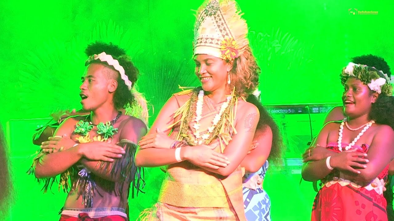 Sikaiana Cultural Contemporary Dance performance at the Salusalu Festival.