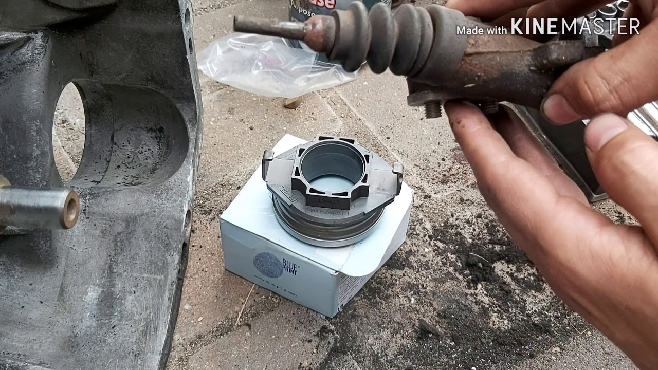 RX8 3UZ-FE Lexus V8 Engine Swap Episode 16 - Clutch and gearbox install.