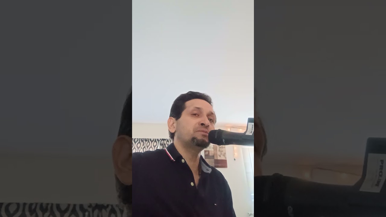 Postrado Ante la Cruz 