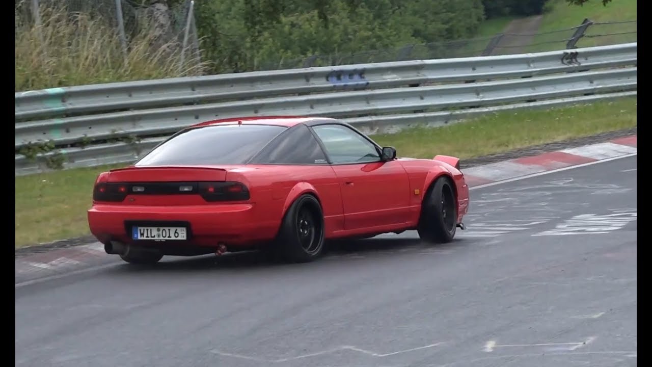 BMW 328i E36 & Nissan 200SX S13 drifting fun on Nordschleife