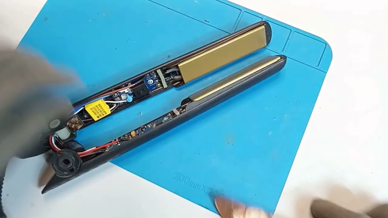 Lisseur GHD qui ne s'allume plus, que faire ?