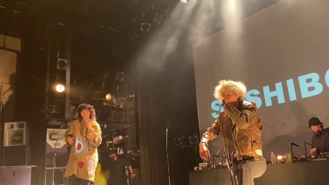 SUSHIBOYS アヒルボート