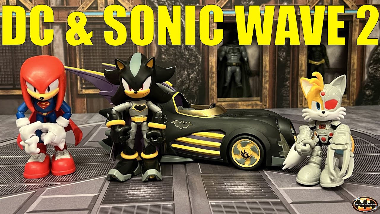 Jakks Pacific DC & Sonic Wave 2 Knuckles As Superman Shadow As Batman Tails As Cyborg Figure Review