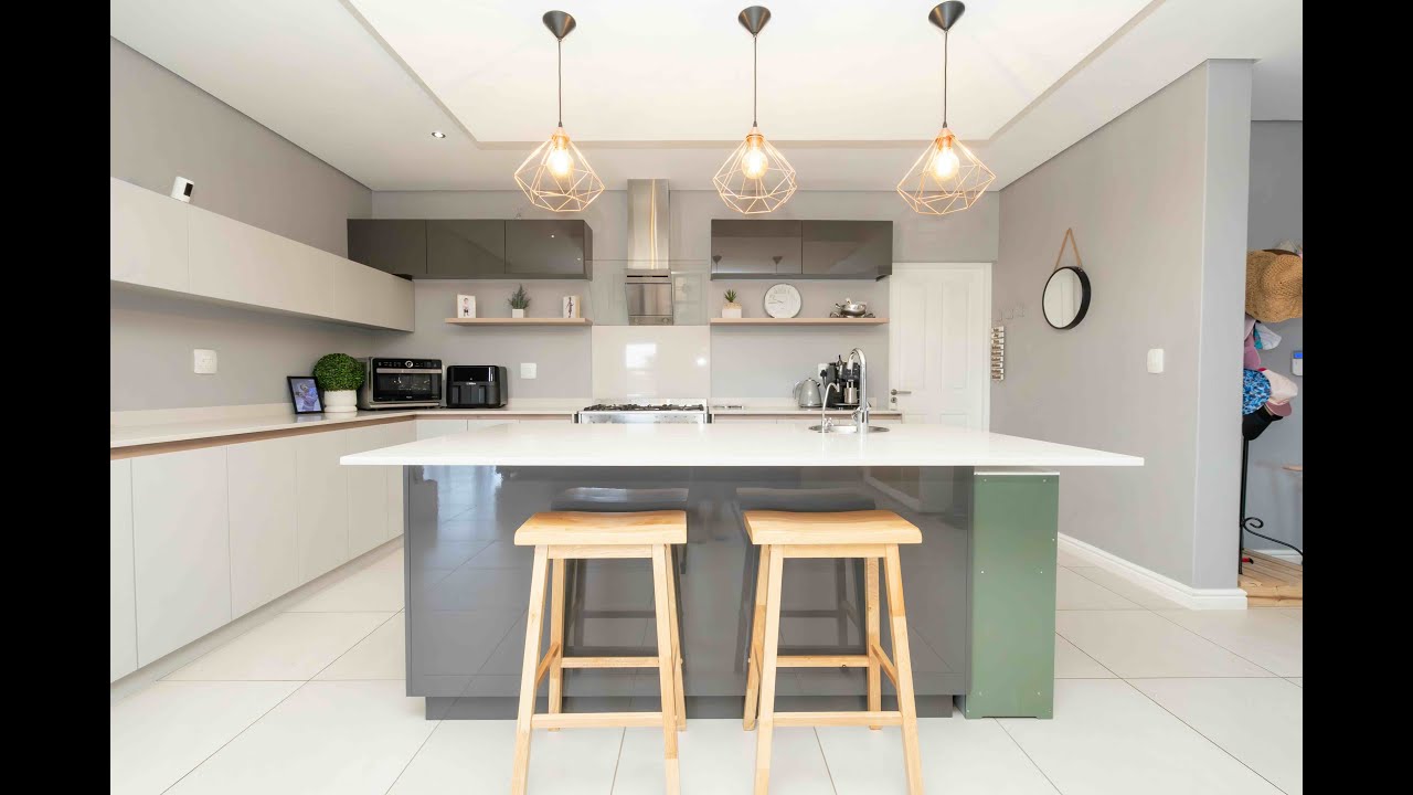 4 Bedroom House For Sale in Langebaan Country Estate